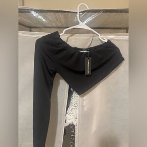 PrettyLittleThing Elegant Black Asymmetric Top
